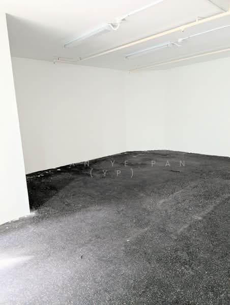 Hexacube, 160 Changi Road, 560 sqft, Mall Shop For Rent, by Chan Ye-Pan (YP), 500088960 - Interior - CommercialGuru.com.sg