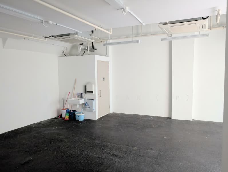 Hexacube, 160 Changi Road, 560 sqft, Mall Shop For Rent, by Chan Ye-Pan (YP), 500088960 - Interior - CommercialGuru.com.sg