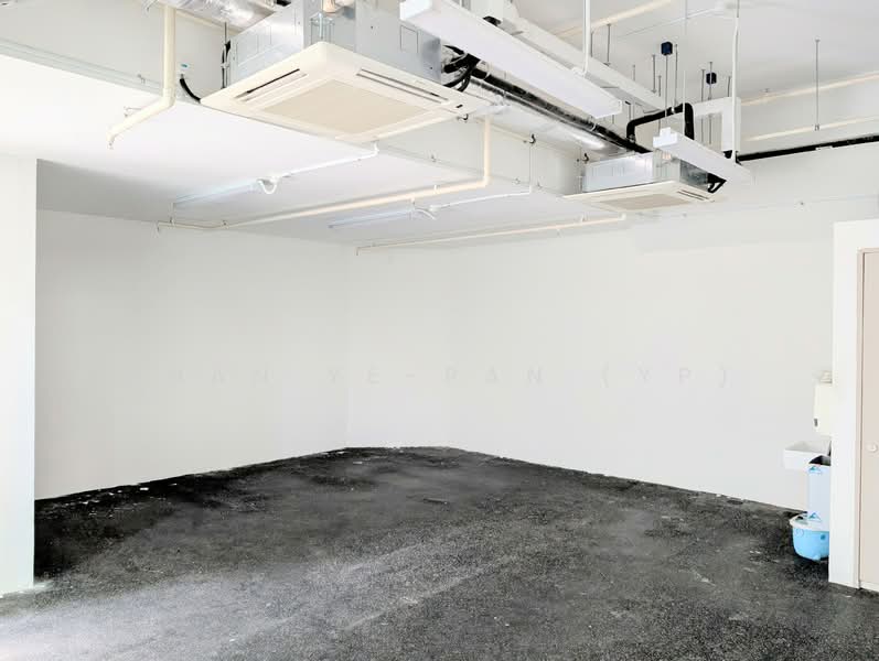 Hexacube, 160 Changi Road, 560 sqft, Mall Shop For Rent, by Chan Ye-Pan (YP), 500088960 - Interior - CommercialGuru.com.sg