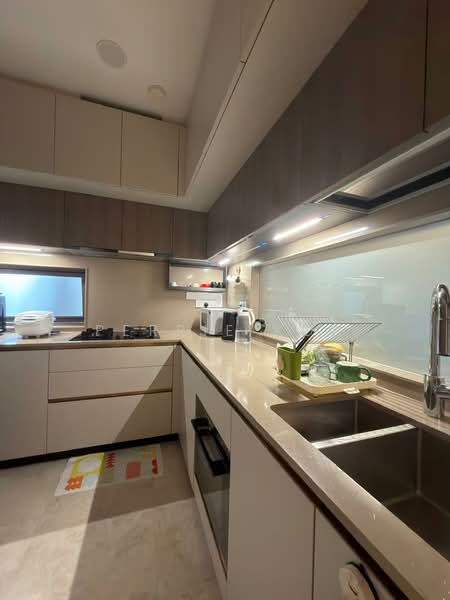 The Avenir Condominium For Sale at S$ 4,500,000 | PropertyGuru Singapore - Kitchen