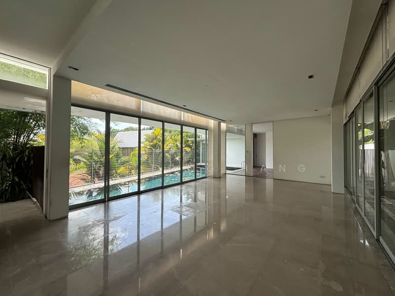Hilltop detached house with beautiful view, Dunearn Trevose Camborne Road, Newton / Novena, 5 Bedrooms, 6,000 sqft, Detached House For Sale, by Ngo Tong Hang, 500088967 - Living Room - PropertyGuru.com.sg