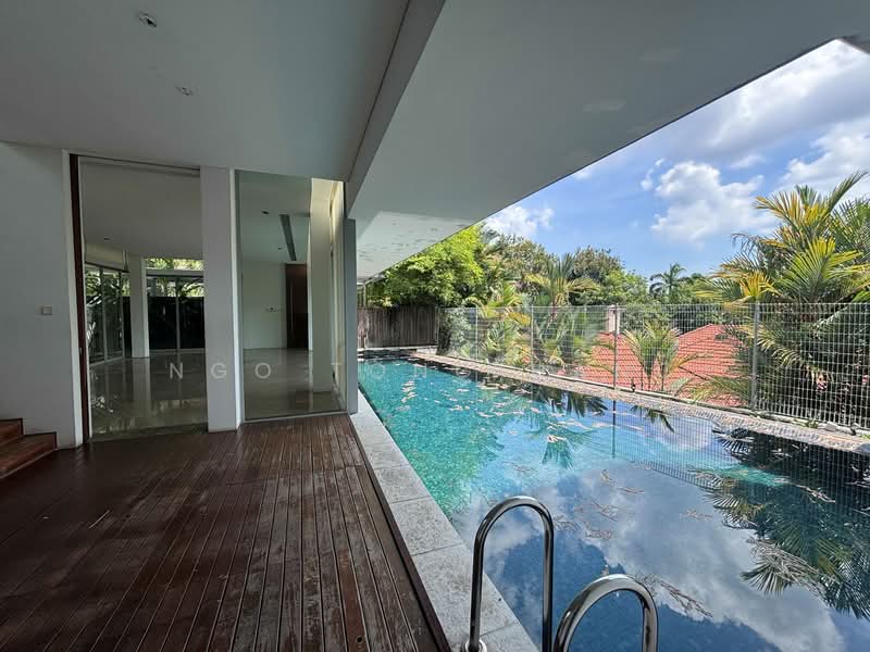Hilltop detached house with beautiful view, Dunearn Trevose Camborne Road, Newton / Novena, 5 Bedrooms, 6,000 sqft, Detached House For Sale, by Ngo Tong Hang, 500088967 - Exterior - PropertyGuru.com.sg