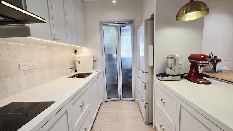 111A Alkaff Crescent HDB Flat For Sale at S$ 1,199,999 | PropertyGuru Singapore - Kitchen