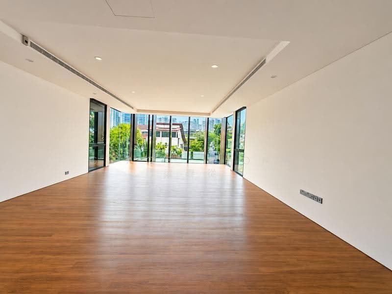Open House! Brand New Bungalow in Bukit Timah, Holland Grove Road, Moonbeam Drive, Moonbeam Terrace, Moonbeam View, Moonbeam Walk, Mount Sinai Avenue, Mount Sinai Crescent, Mount Sinai Plain, Mount Sinai Road, Mount Sinai View, Mount Sinai Walk, Tanglin / Holland / Bukit Timah, 6 Bedrooms, 7,800 sqft, Detached House For Sale, by Grace  LIONG 梁礜從, 500088985 - Living Room - PropertyGuru.com.sg