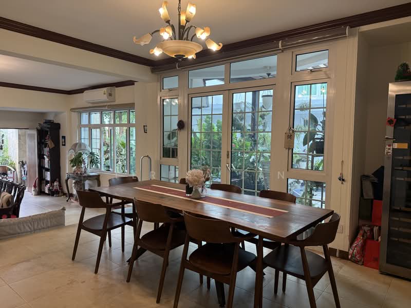 ⭐️⭐️LANDED7772⭐️ 2 Sty Semi-Detached Semi-Detached House For Sale at S$ 6,000,000 | PropertyGuru Singapore - Dining Room