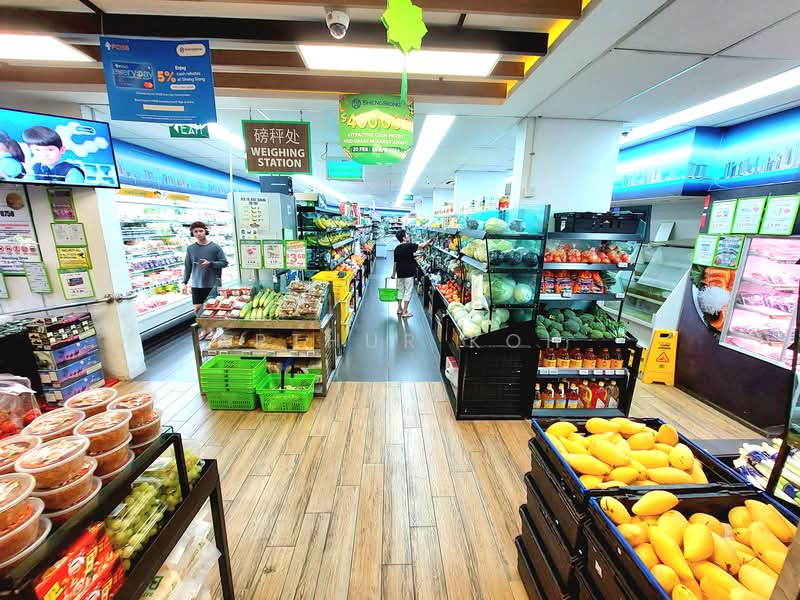 24 hour Sheng Shiong 2min walk only