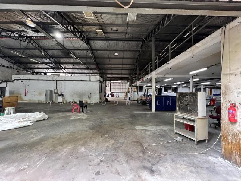 Kampong Ampat landed factory with anciliary office, Kampong Ampat, Macpherson / Potong Pasir, 17,000 sqft, Land with Building / En-bloc For Sale, by Yap Boon Seng, 500089041 - Interior - CommercialGuru.com.sg