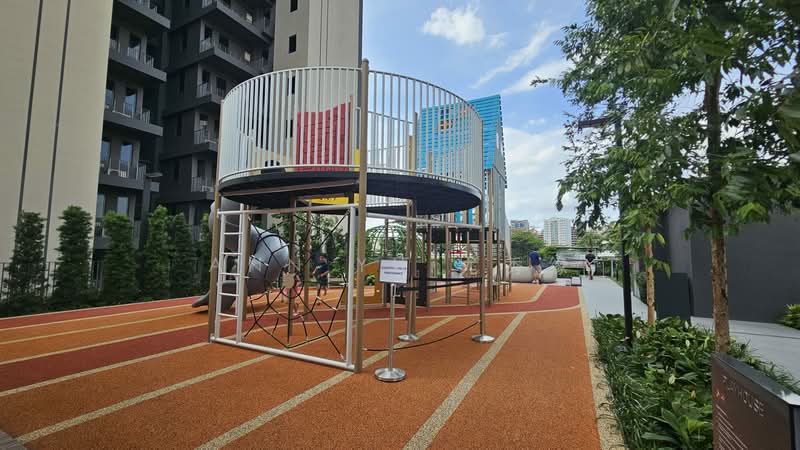 Tembusu Grand Condominium For Sale at S$ 1,409,000 | PropertyGuru Singapore - Exterior