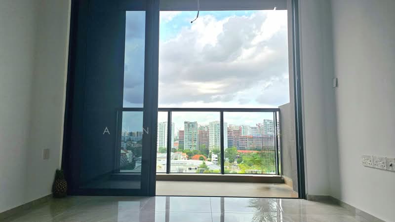 Tembusu Grand Condominium For Sale at S$ 1,409,000 | PropertyGuru Singapore - Balcony