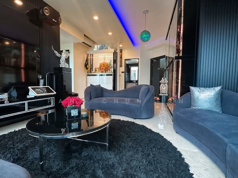 The Petals, 85 Hillview Avenue, 2 Bedrooms, 1,938 sqft, Condominium For Rent, by Pang Chun Enn, 500089053 - Living Room - PropertyGuru.com.sg