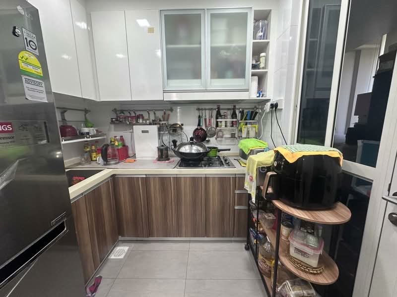 The Nautical Condominium For Sale at S$ 2,180,000 | PropertyGuru Singapore - Kitchen