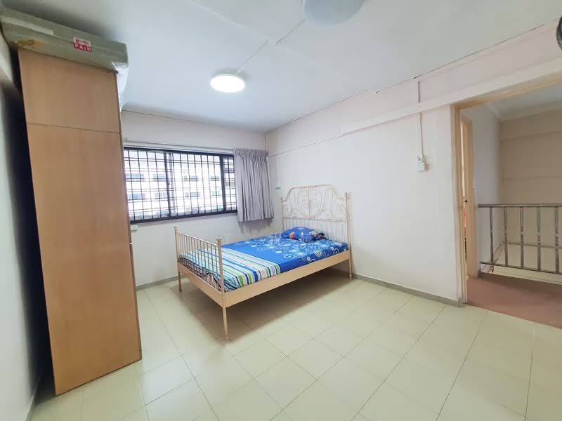 230 Hougang Avenue 1 HDB Flat For Sale at S$ 1,288,000 | PropertyGuru Singapore - Bedroom