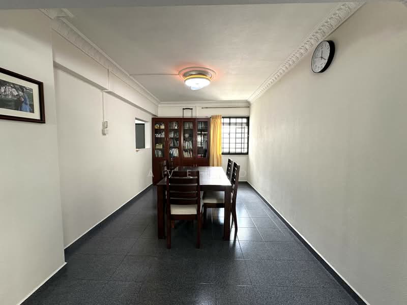 148 Yishun Street 11 HDB Flat For Sale at S$ 748,000 | PropertyGuru Singapore - Dining Room