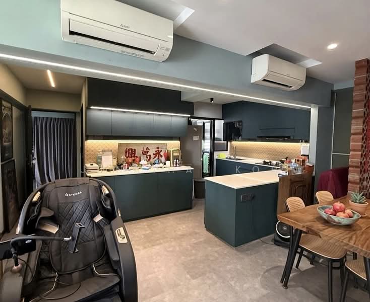 409D Northshore Drive HDB Flat For Sale at S$ 749,999 | PropertyGuru Singapore - Kitchen