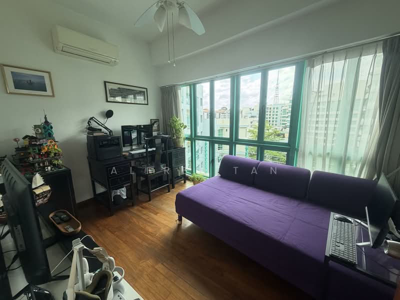 Southaven II, 33 Hindhede Walk, 6 Bedrooms, 5,177 sqft, Condominium For Rent, by Alfred Tan, 500089095 - Study - PropertyGuru.com.sg
