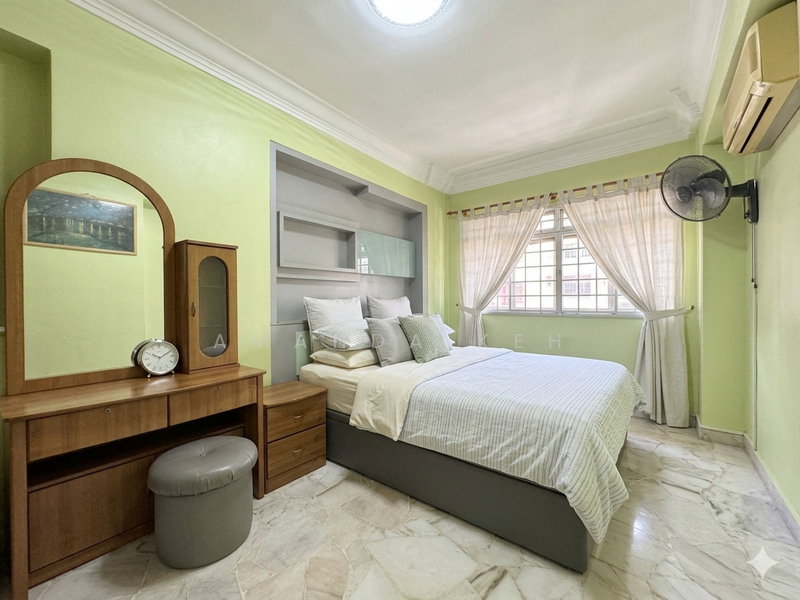 751 Pasir Ris Street 71 HDB Flat For Sale at S$ 650,000 | PropertyGuru Singapore - Bedroom