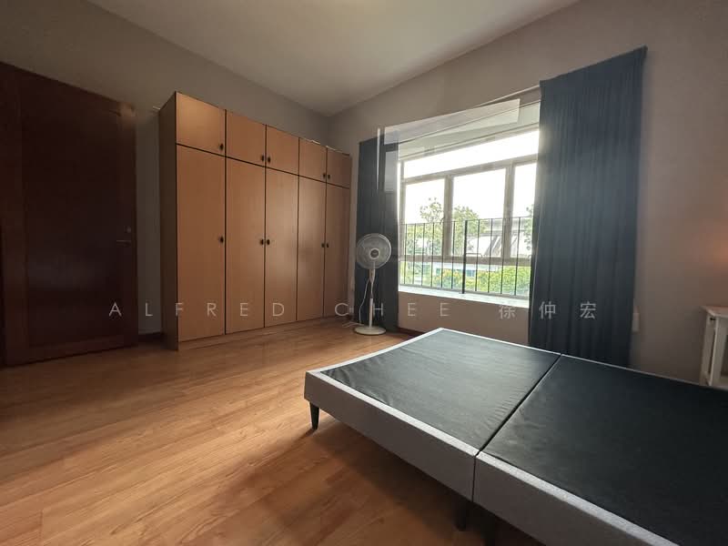 Costa Rhu, 3 Rhu Cross, 2 Bedrooms, 990 sqft, Condominium For Rent, by Alfred Chee 徐仲宏, 500089104 - Master Bedroom - PropertyGuru.com.sg