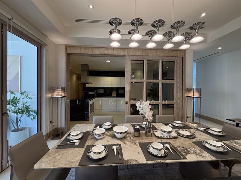 The Ritz-Carlton Residences Condominium For Sale at S$ 13,500,000 | PropertyGuru Singapore - Dining Room