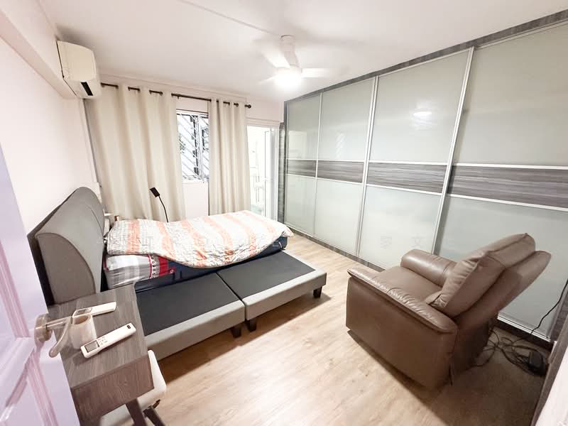 607 Yishun Street 61, 607 Yishun Street 61, 3 Bedrooms, 1,108 sqft, HDB Flat For Rent, by Astro Leow 黎文达, 500089127 - Bedroom - PropertyGuru.com.sg