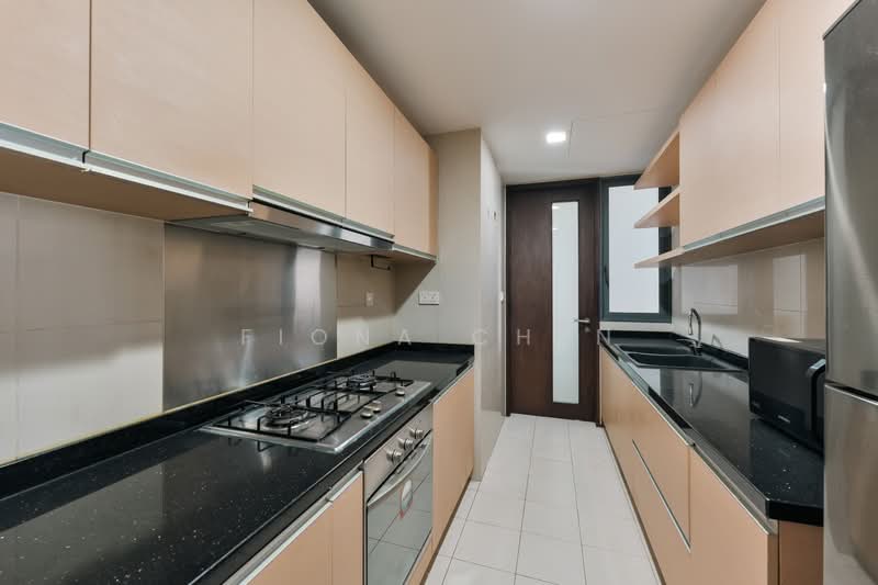 The Beacon Apartment For Sale at S$ 1,988,000 | PropertyGuru Singapore - Kitchen