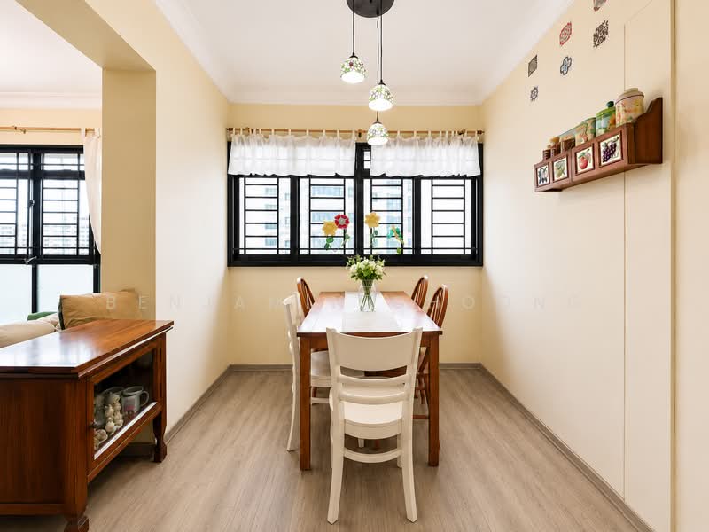 Cheap, 5-room, Corner unit in Ang Mo Kio, , 3 Bedrooms, 1,184 sqft, HDB Flat For Sale, by Benjamin Choong, 500089146 - Dining Room - PropertyGuru.com.sg