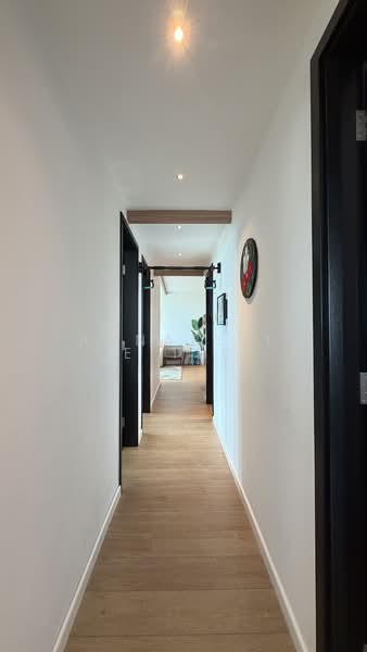 Cote D'Azur Condominium For Sale at S$ 3,800,000 | PropertyGuru Singapore - Corridor