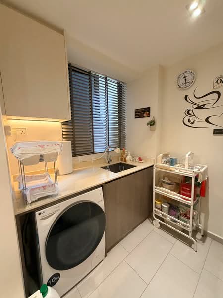 The Criterion Executive Condominium For Sale at S$ 1,250,000 | PropertyGuru Singapore - Kitchen