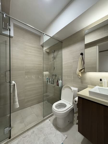 187A Bedok North Street 4 HDB Flat For Sale at S$ 1,280,000 | PropertyGuru Singapore - Bathroom