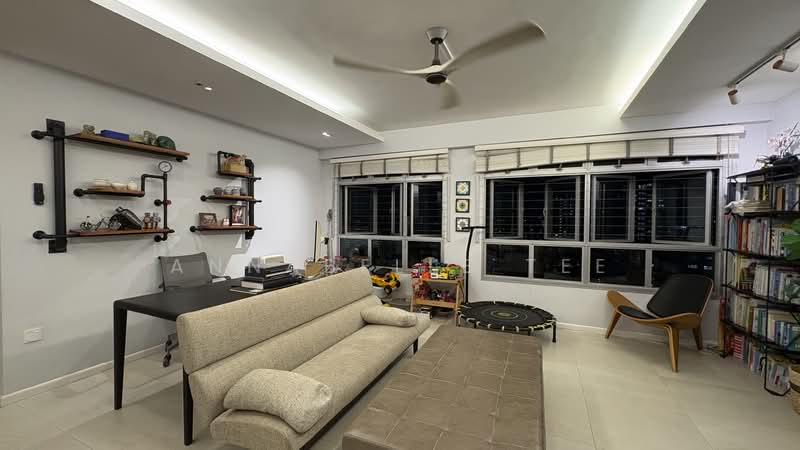 187A Bedok North Street 4 HDB Flat For Sale at S$ 1,280,000 | PropertyGuru Singapore - Living Room