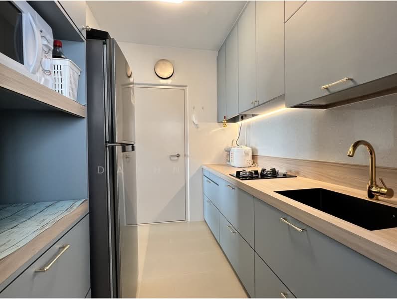 Thoughtfully designed quartz backsplash!