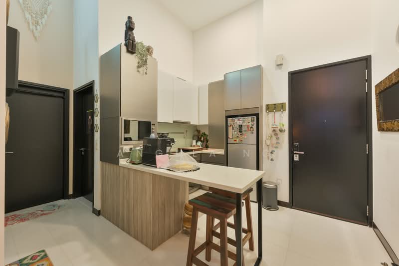 Euhabitat Condominium For Sale at S$ 1,500,000 | PropertyGuru Singapore - Kitchen
