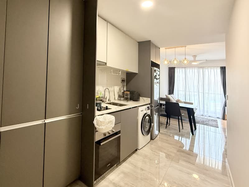 Affinity At Serangoon Condominium For Sale at S$ 790,000 | PropertyGuru Singapore - Kitchen