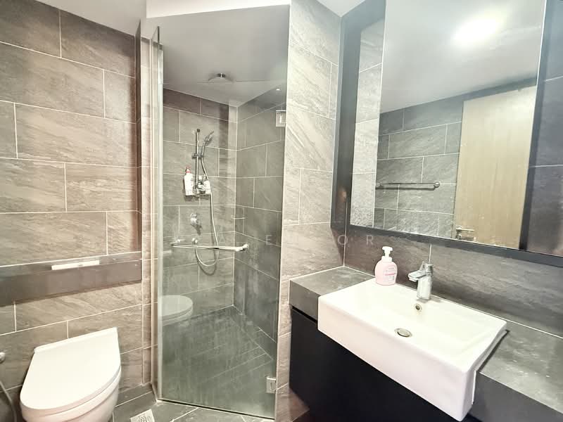 Affinity At Serangoon Condominium For Sale at S$ 790,000 | PropertyGuru Singapore - Bathroom
