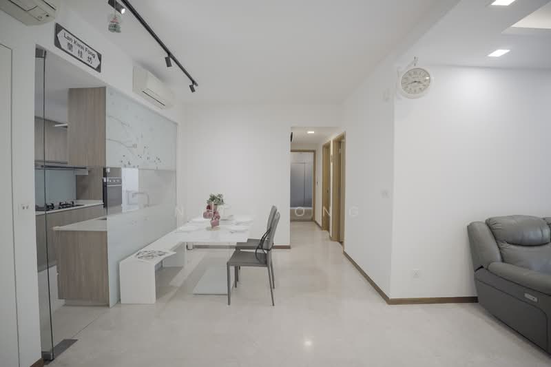 The Calrose Condominium For Sale at S$ 3,138,000 | PropertyGuru Singapore - Kitchen