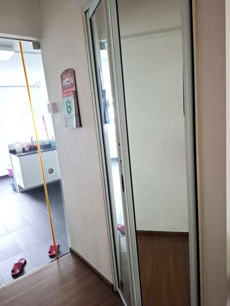 535 Ang Mo Kio Avenue 5 HDB Flat For Sale at S$ 525,000 | PropertyGuru Singapore - Interior