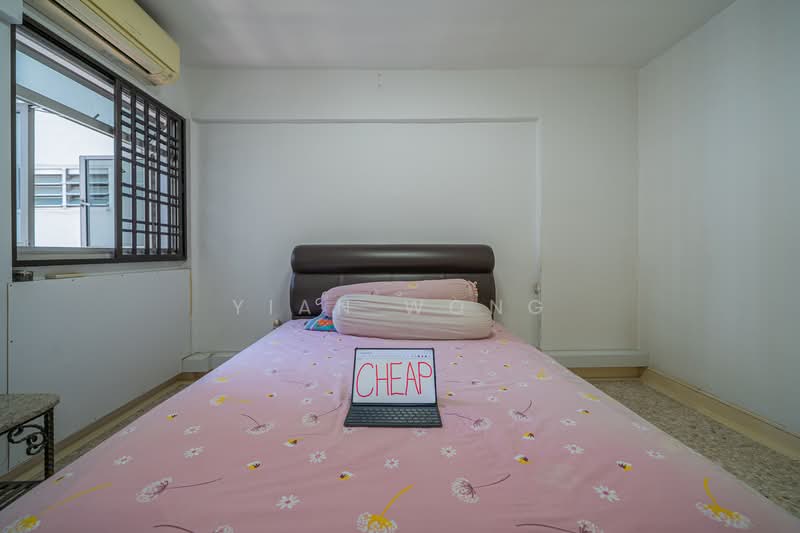 346 Ang Mo Kio Avenue 3 HDB Flat For Sale at S$ 470,000 | PropertyGuru Singapore - Bedroom