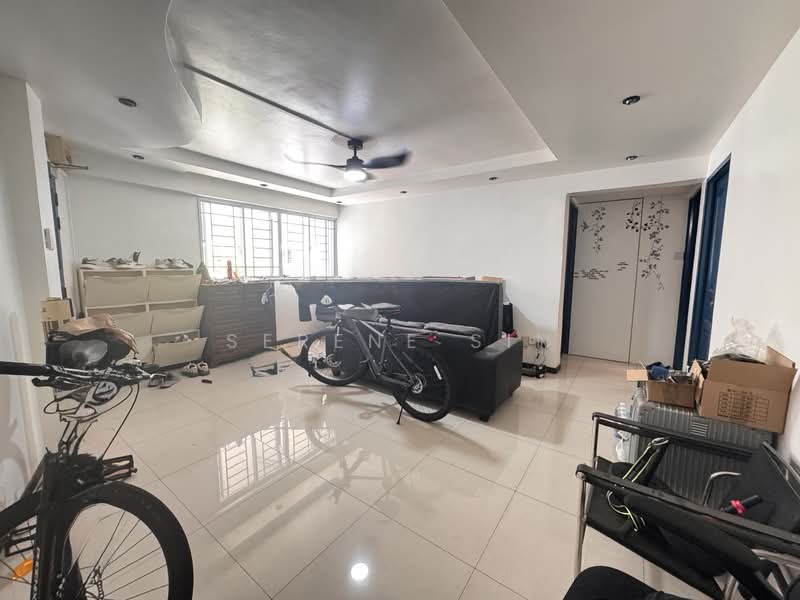 205 Clementi Avenue 6 HDB Flat For Sale at S$ 560,000 | PropertyGuru Singapore - Living Room