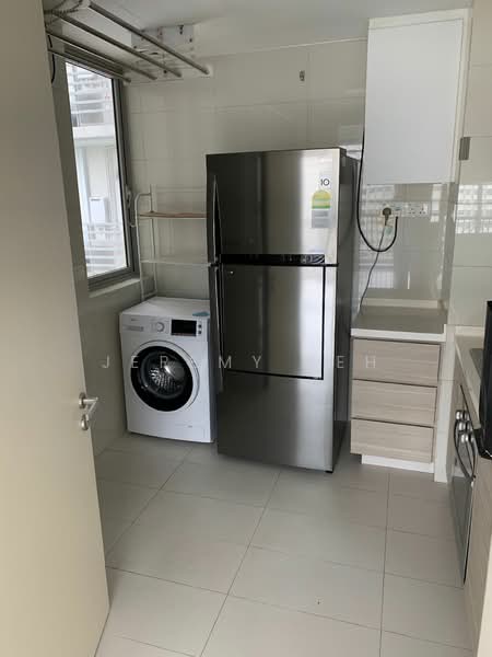 Austville Residences Executive Condominium For Sale at S$ 1,500,000 | PropertyGuru Singapore - Kitchen