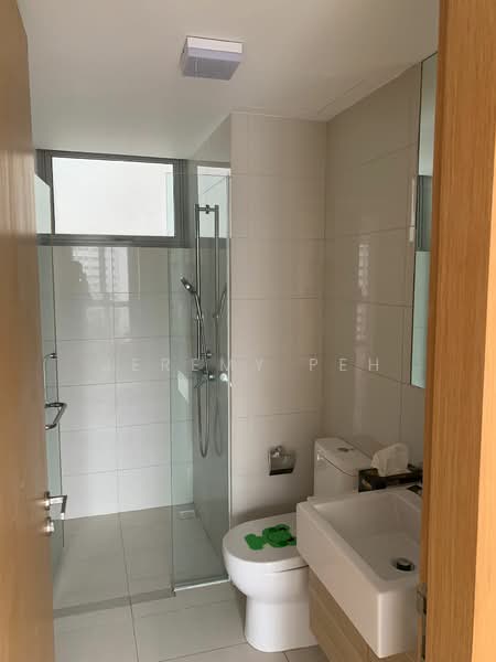 Austville Residences Executive Condominium For Sale at S$ 1,500,000 | PropertyGuru Singapore - Bathroom