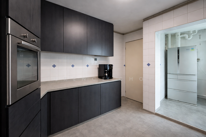 469B Admiralty Drive HDB Flat For Sale at S$ 718,688 | PropertyGuru Singapore - Kitchen