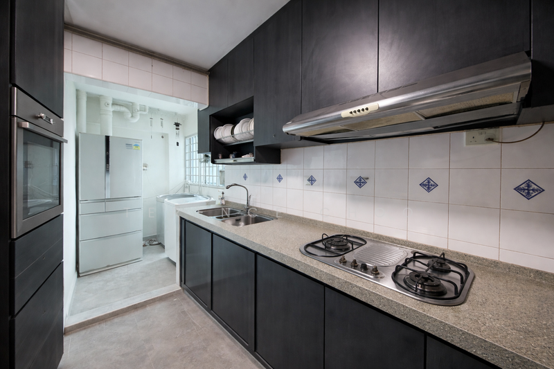 469B Admiralty Drive HDB Flat For Sale at S$ 718,688 | PropertyGuru Singapore - Kitchen
