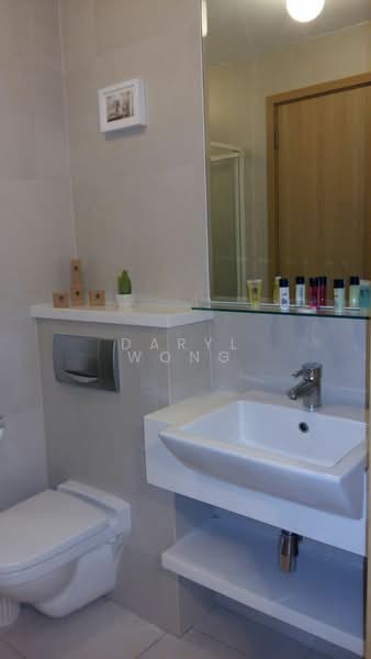 The Foliage, 372 Pasir Panjang Road, 1 Bedroom, 506 sqft, Condominium For Rent, by Daryl Wong, 500089247 - Bathroom - PropertyGuru.com.sg