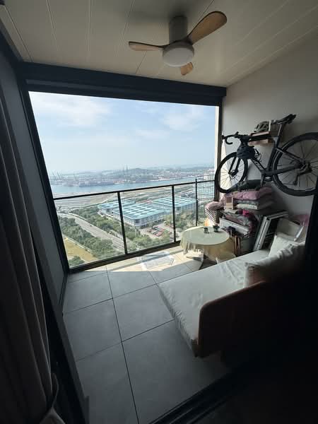 Avenue South Residence Condominium For Sale at S$ 2,940,000 | PropertyGuru Singapore - Balcony