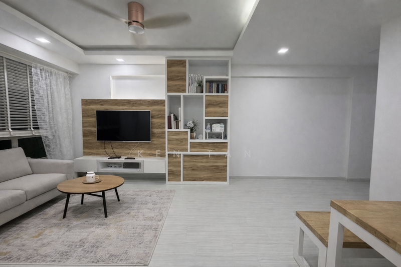 429A Yishun Avenue 11 HDB Flat For Sale at S$ 478,000 | PropertyGuru Singapore - Living Room