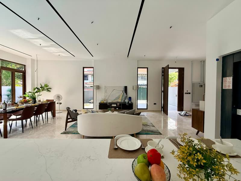 ◤ TOP Brand New Freehold Landed near MRT 3.5-storey with Lift & Pool Just TOP, Bedok North MRT Kembangan MRT, 6 Bedrooms, 6,785 sqft, Corner Terrace For Sale, by Val Lin, 500089268 - Living Room - PropertyGuru.com.sg