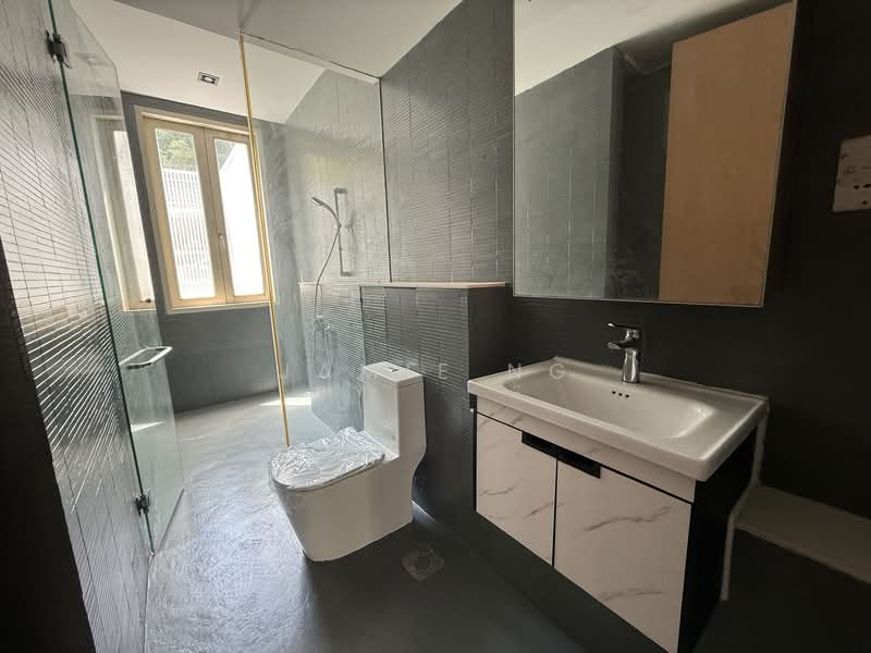 Mohamed Sultan Road, Mohamed Sultan Road, 1 Bedroom, 588 sqft, Shophouse For Rent, by Jamie Ng, 500089277 - Bathroom - PropertyGuru.com.sg