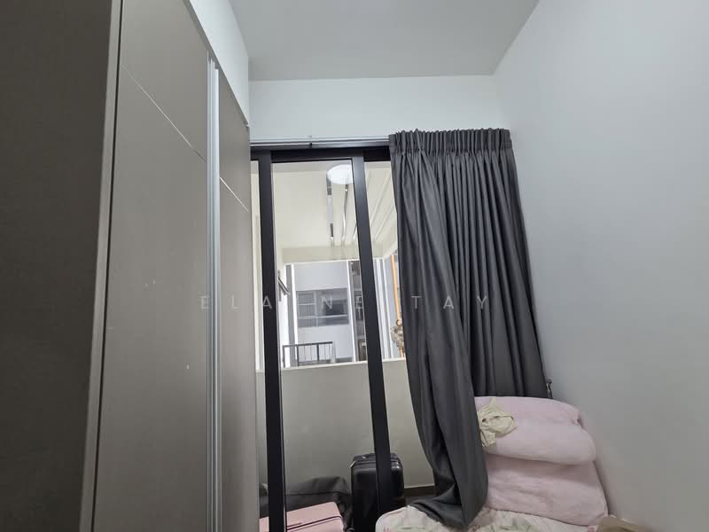 Uptown @ Farrer, 2  Perumal Road Singapore, 4 Bedrooms, 764 sqft, Condominium For Rent, by Elaine Tay, 500089282 - Balcony - PropertyGuru.com.sg