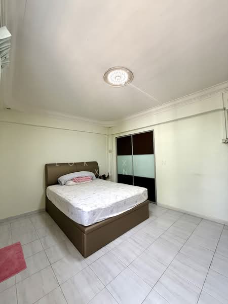 243 Bukit Batok East Avenue 5 HDB Flat For Sale at S$ 640,000 | PropertyGuru Singapore