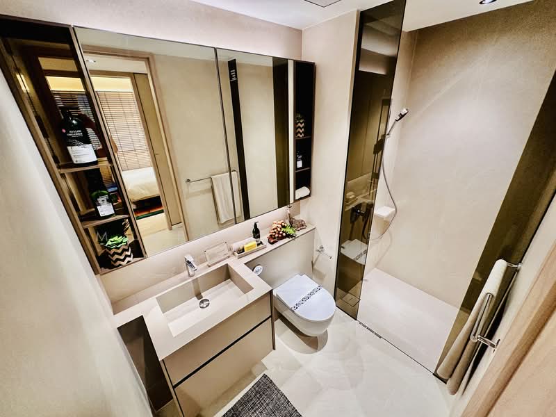 Union Square Residences Condominium For Sale at S$ 2,600,000 | PropertyGuru Singapore - Bathroom