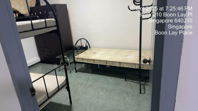 209 Boon Lay Place, 209 Boon Lay Place, 2 Bedrooms, 721 sqft, HDB Flat For Rent, by Rose Latha, 500089295 - Bedroom - PropertyGuru.com.sg